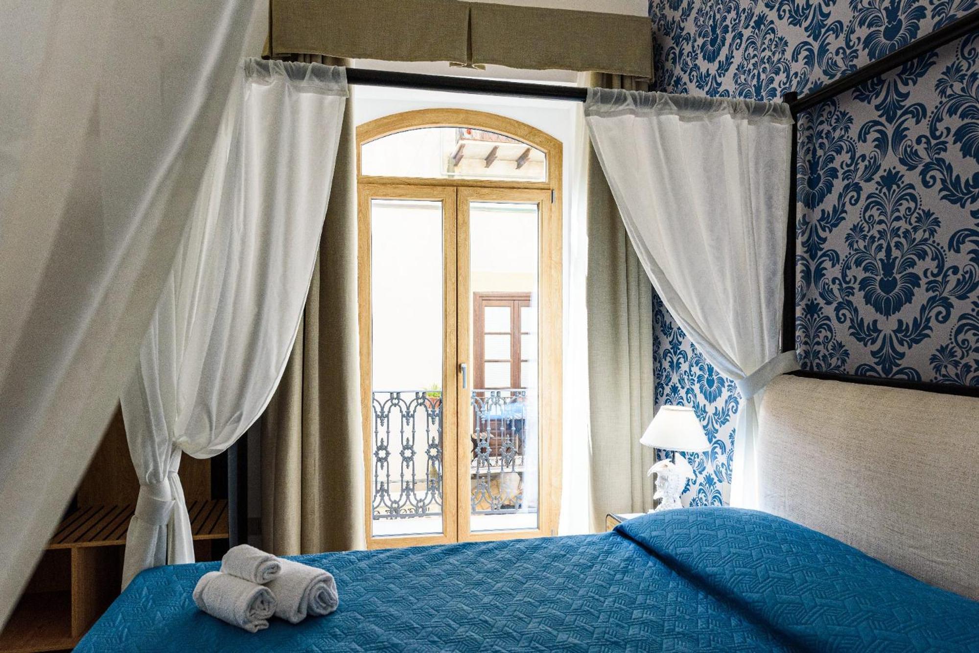 Incao Holiday I Pupi House Чефалу Екстериор снимка